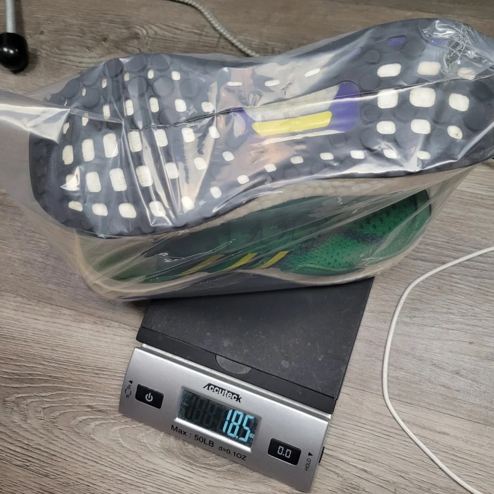 adidas Ultraboost 1.0 DNA Disney Mighty Ducks District 5 Size 4 Green HR1806